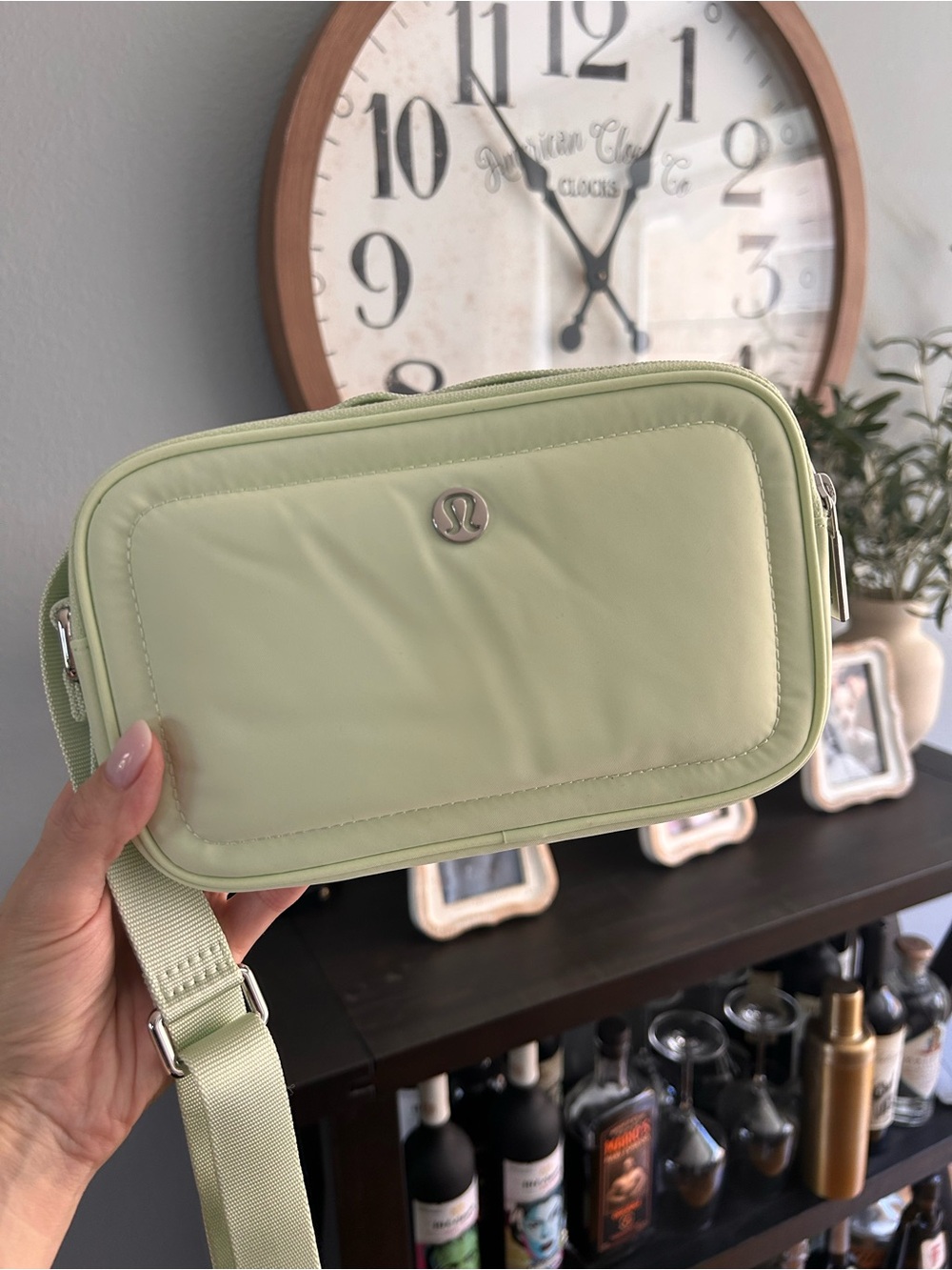 lululemon athletica Crossbody Camera Bag Kohlrabi Green